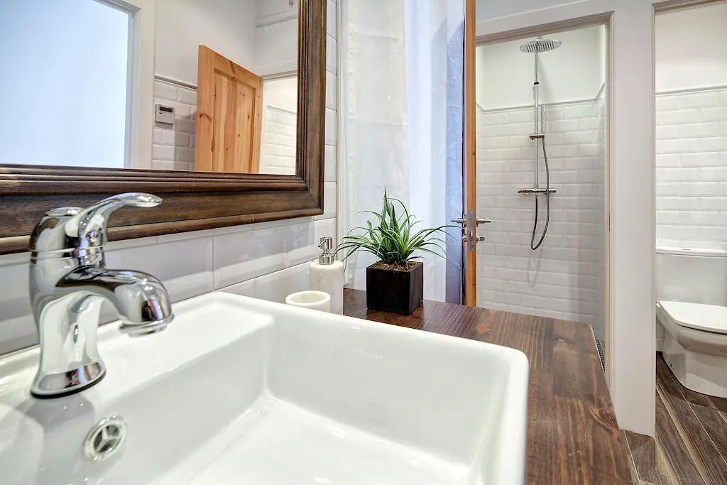 Habitat Apartments Rambla Deluxe Barcelona